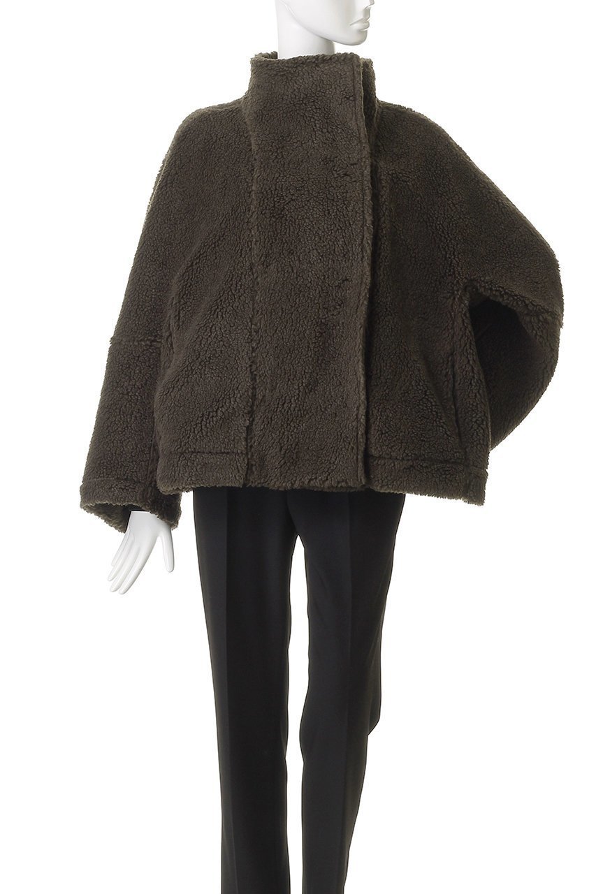 【ルームエイト/Room no.8】のPOODLE ハイネック ショート ドット コート 人気、トレンドファッション・服の通販 founy(ファニー) 　ファッション　Fashion　レディースファッション　Fashion for Women　アウター　Coat / Outerwear Collection　コート・ロングコート・ピーコート　Long Coats, Peacoats & More　ショート　Short, Short Length　ドット　Polka Dot, Dot Pattern　ハイネック　High Neck, Mock Neck　バランス　Balance, Style Balance　フェミニン　Feminine, Girly　リュクス　Luxury, Elegant, High-End, Chic　新作・新入荷　New Arrivals / New In　other-2|ID: prp329100004745557 ipo3291000000034307563