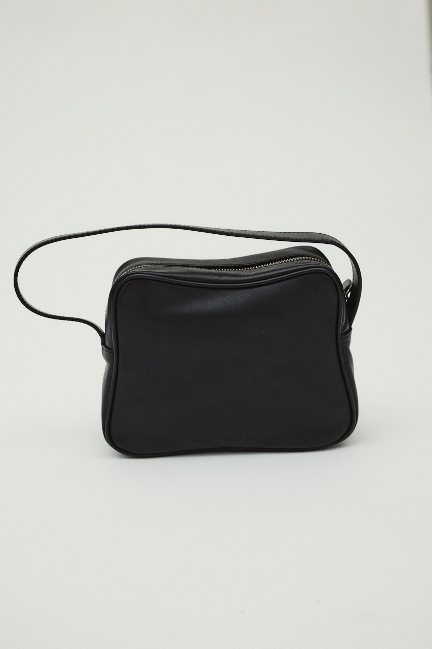 【リムアーク/RIM.ARK】の【10/23 10:00販売開始】Boston leather mini bag/バッグ インテリア・キッズ・メンズ・レディースファッション・服の通販 founy(ファニー) 　ファッション　Fashion　レディースファッション　Fashion for Women　バッグ　Bags　クラシック　Classic, Timeless Style　ボストン　Boston　ボストンバッグ　Boston Bag, Retro Bag　ブラック|ID: prp329100004745611 ipo3291000000034308150