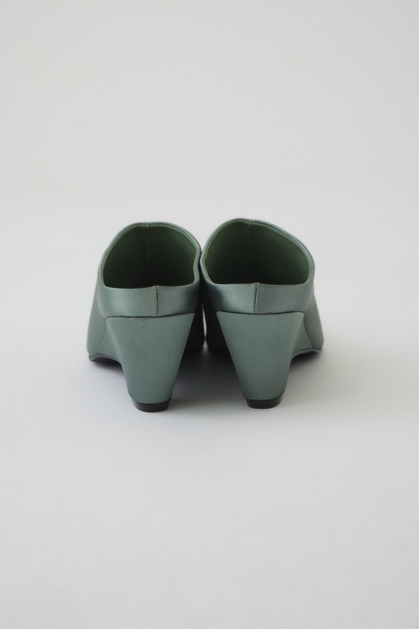 【リムアーク/RIM.ARK】の【10/23 10:00販売開始】Pointed satin mule/ミュール 人気、トレンドファッション・服の通販 founy(ファニー) 　ファッション　Fashion　レディースファッション　Fashion for Women　サテン　Satin, Glossy Fabric　サンダル　Sandals, Summer Shoes　スラックス　Slacks, Dress Pants　デニム　Denim, Jeans Material　ドレス　Dress, One-Piece　ミュール　Mule, Backless Shoes　リュクス　Luxury, Elegant, High-End, Chic　エレガント 上品　Elegant　結婚式　Wedding　other-4|ID: prp329100004745612 ipo3291000000034308161