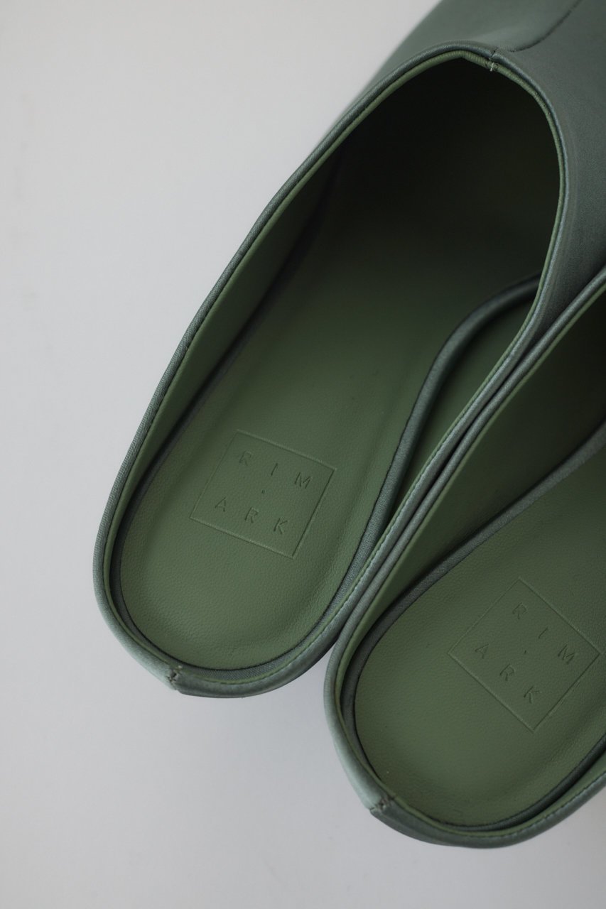 【リムアーク/RIM.ARK】のPointed satin mule/ミュール 人気、トレンドファッション・服の通販 founy(ファニー) 　ファッション　Fashion　レディースファッション　Fashion for Women　2026年　2026　サテン　Satin, Glossy Fabric　サンダル　Sandals, Summer Shoes　スラックス　Slacks, Dress Pants　デニム　Denim, Jeans Material　ドレス　Dress, One-Piece　ミュール　Mule, Backless Shoes　リュクス　Luxury, Elegant, High-End, Chic　エレガント 上品　Elegant　夏　Summer　春　Spring　S/S・春夏　SS, Spring/Summer, Warm Season　結婚式　Wedding　other-6|ID: prp329100004745612 ipo3291000000035002415