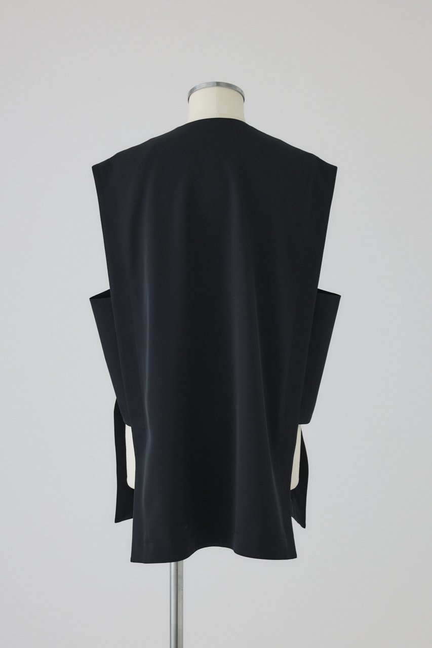 【リムアーク/RIM.ARK】の【10/23 10:00販売開始】Sharp neck Cape/ケープ 人気、トレンドファッション・服の通販 founy(ファニー) 　ファッション　Fashion　レディースファッション　Fashion for Women　ストール　Soft & Warm Scarves　マフラー・スヌード / 冬小物の定番　Scarves & Mufflers　カットソー　Cut and Sewn Top　シンプル　Simple, Minimal　ストール　Stole, Wrap　ドレープ　Drape, Draping Fabric　ベスト　Vest, Waistcoat　マフラー　Scarf, Muffler　other-3|ID: prp329100004745628 ipo3291000000034308313