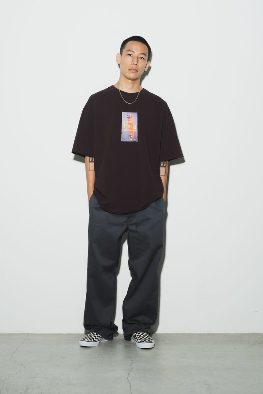 【アンダーアール/UNDER R】の【10/25 11:00販売開始】【THRASHER】【UNDER R別注】グラフィック ティー(ブラウン) 人気、トレンドファッション・服の通販 founy(ファニー) 　ファッション　Fashion　レディースファッション　Fashion for Women　トップス・カットソー　Cut & Sew Tops　シャツ・ブラウス・オフィスカジュアル　Elegant Blouses & Button-Ups　ロングTシャツ・Tシャツ　Longline T-Shirts & Tees　カットソー・ベーシックTシャツ　Cut-and-Sewn Tops / Stretch Tees & Basics　ユニセックス　Unisex, Genderless　アンダー　Underwear Essentials　グラフィック　Graphic, Graphic Design　ショート　Short, Short Length　ジャケット　Jacket, Outerwear　スペシャル　Special, Limited Edition　スリーブ　Sleeve, Long Sleeve / Short Sleeve　フィット　Fit, Slim Fit　フロント　Front, Front Design　ボックス　Boxy, Box Shape　別注　Limited Edition, Custom Order　新作・新入荷　New Arrivals / New In　other-5|ID: prp329100004747021 ipo3291000000034320688