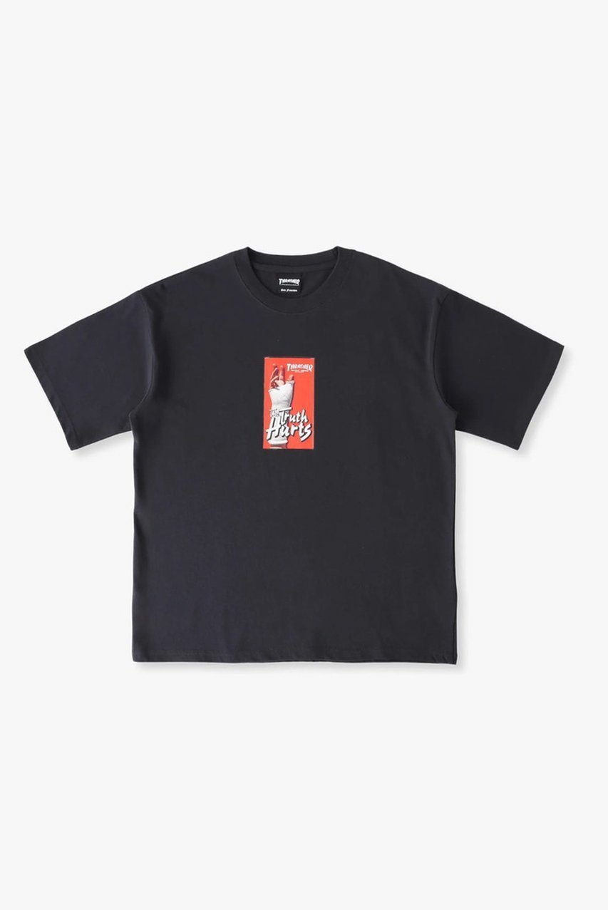 【アンダーアール/UNDER R】の【10/25 11:00販売開始】【THRASHER】【UNDER R別注】グラフィック ティー(チャコールグレー) インテリア・キッズ・メンズ・レディースファッション・服の通販 founy(ファニー) 　ファッション　Fashion　レディースファッション　Fashion for Women　トップス・カットソー　Cut & Sew Tops　シャツ・ブラウス・オフィスカジュアル　Elegant Blouses & Button-Ups　ロングTシャツ・Tシャツ　Longline T-Shirts & Tees　カットソー・ベーシックTシャツ　Cut-and-Sewn Tops / Stretch Tees & Basics　ユニセックス　Unisex, Genderless　アンダー　Underwear Essentials　グラフィック　Graphic, Graphic Design　ショート　Short, Short Length　ジャケット　Jacket, Outerwear　スペシャル　Special, Limited Edition　スリーブ　Sleeve, Long Sleeve / Short Sleeve　フィット　Fit, Slim Fit　フロント　Front, Front Design　ボックス　Boxy, Box Shape　別注　Limited Edition, Custom Order　新作・新入荷　New Arrivals / New In　ch gray|ID: prp329100004747022 ipo3291000000034320691