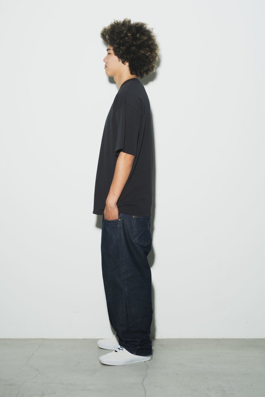 【アンダーアール/UNDER R】の【10/25 11:00販売開始】【THRASHER】【UNDER R別注】グラフィック ティー(チャコールグレー) 人気、トレンドファッション・服の通販 founy(ファニー) 　ファッション　Fashion　レディースファッション　Fashion for Women　トップス・カットソー　Cut & Sew Tops　シャツ・ブラウス・オフィスカジュアル　Elegant Blouses & Button-Ups　ロングTシャツ・Tシャツ　Longline T-Shirts & Tees　カットソー・ベーシックTシャツ　Cut-and-Sewn Tops / Stretch Tees & Basics　ユニセックス　Unisex, Genderless　アンダー　Underwear Essentials　グラフィック　Graphic, Graphic Design　ショート　Short, Short Length　ジャケット　Jacket, Outerwear　スペシャル　Special, Limited Edition　スリーブ　Sleeve, Long Sleeve / Short Sleeve　フィット　Fit, Slim Fit　フロント　Front, Front Design　ボックス　Boxy, Box Shape　別注　Limited Edition, Custom Order　新作・新入荷　New Arrivals / New In　other-6|ID: prp329100004747022 ipo3291000000034320696