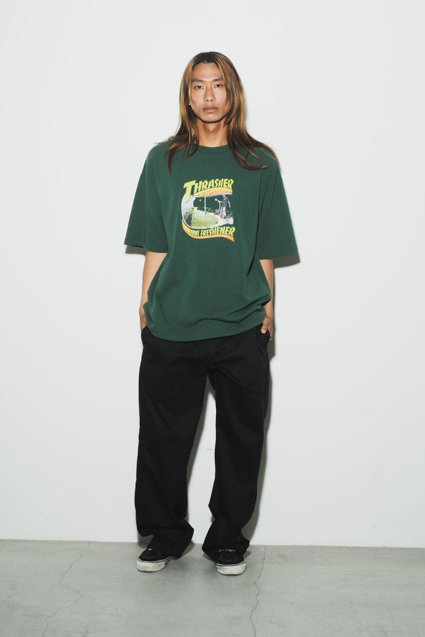 【アンダーアール/UNDER R】の【10/25 11:00販売開始】【THRASHER】【UNDER R別注】グラフィック ティー(グリーン) 人気、トレンドファッション・服の通販 founy(ファニー) 　ファッション　Fashion　レディースファッション　Fashion for Women　トップス・カットソー　Cut & Sew Tops　シャツ・ブラウス・オフィスカジュアル　Elegant Blouses & Button-Ups　ロングTシャツ・Tシャツ　Longline T-Shirts & Tees　カットソー・ベーシックTシャツ　Cut-and-Sewn Tops / Stretch Tees & Basics　ユニセックス　Unisex, Genderless　アンダー　Underwear Essentials　グラフィック　Graphic, Graphic Design　ショート　Short, Short Length　ジャケット　Jacket, Outerwear　スペシャル　Special, Limited Edition　スリーブ　Sleeve, Long Sleeve / Short Sleeve　フィット　Fit, Slim Fit　フロント　Front, Front Design　ボックス　Boxy, Box Shape　別注　Limited Edition, Custom Order　新作・新入荷　New Arrivals / New In　other-5|ID: prp329100004747023 ipo3291000000034320702