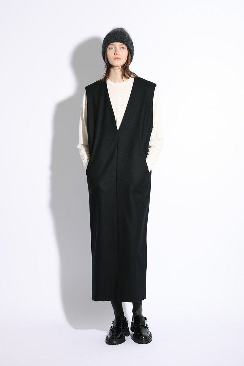 【サクラ/SACRA】のハイカウントメルトンVネックワンピース 人気、トレンドファッション・服の通販 founy(ファニー) 　ファッション　Fashion　レディースファッション　Fashion for Women　ワンピース　Dresses　チュニック　Tunic Tops & Dresses　オケージョン　Occasion Wear　ショルダー　Shoulder, Shoulder Strap　チュニック　Tunic, Long Top　ビッグ　Big, Oversized　メルトン　Melton, Heavy Wool　ロング　Long, Long-Length　エレガント 上品　Elegant　新作・新入荷　New Arrivals / New In　other-7|ID: prp329100004747043 ipo3291000000034320915