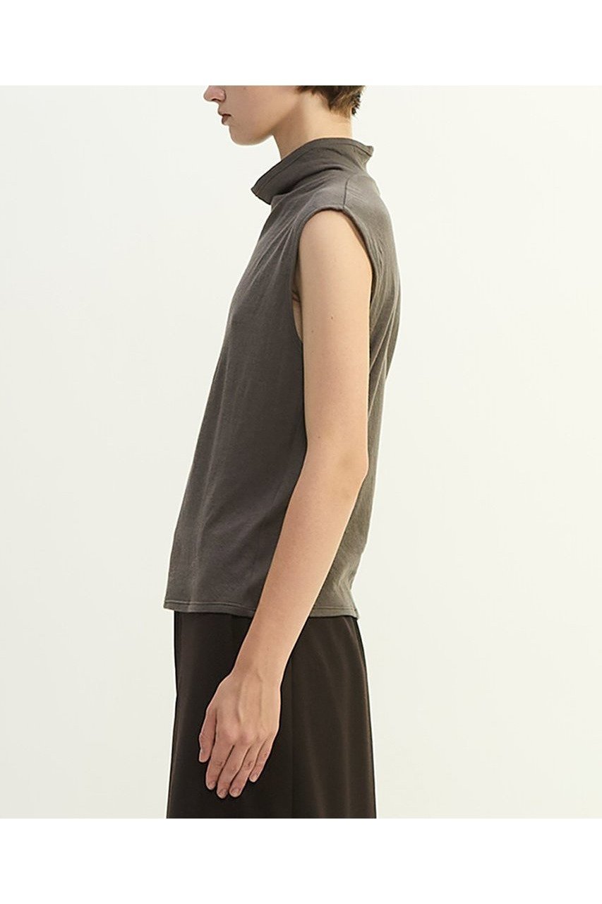 【プレインピープル/PLAIN PEOPLE】のスーピマカシミヤダブルガーゼノースリーブトップス 人気、トレンドファッション・服の通販 founy(ファニー) 　ファッション　Fashion　レディースファッション　Fashion for Women　トップス・カットソー　Cut & Sew Tops　キャミソール&ノースリーブ　Camisoles & Sleeveless Tops　シャツ・ブラウス・オフィスカジュアル　Elegant Blouses & Button-Ups　ロングTシャツ・Tシャツ　Longline T-Shirts & Tees　カットソー・ベーシックTシャツ　Cut-and-Sewn Tops / Stretch Tees & Basics　アンサンブル　Ensemble Set　カーディガン　Cardigan, Knitwear　キャミソール　Camisole, Spaghetti Strap Top　タンク　Tank Top, Sleeveless Top　ダブル　Double, Double-Breasted　新作・新入荷　New Arrivals / New In　other-2|ID: prp329100004747101 ipo3291000000034321403