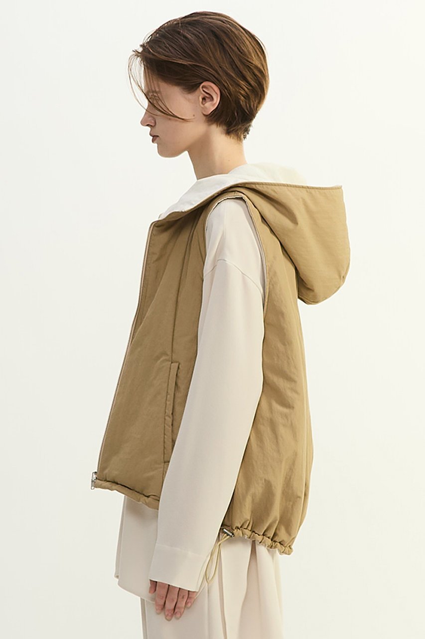 【プレインピープル/PLAIN PEOPLE】のスーピマナイロンタイプライターパディングショートベスト(リバーシブル) 人気、トレンドファッション・服の通販 founy(ファニー) 　ファッション　Fashion　レディースファッション　Fashion for Women　アウター　Coat / Outerwear Collection　レディースジャケット・軽アウター　Jackets　なめらか　Smooth, Silky Texture　ジャケット　Jacket, Outerwear　タイプライター　Typewriter Fabric, Crisp Cotton　ベスト　Vest, Waistcoat　ボトム　Bottoms, Lower Wear　リバーシブル　Reversible, Two-Sided　軽量　Lightweight, Ultra Light　other-2|ID: prp329100004747104 ipo3291000000036078770