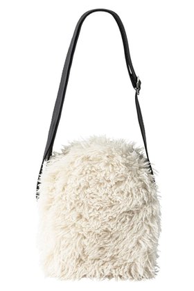 【マールマール/MARLMARL】の【MATO by MARLMARL】HONEYCOMB BAG SHAGGY 人気、トレンドファッション・服の通販 founy(ファニー) ファッション Fashion レディースファッション Fashion for Women ショルダー Shoulder, Shoulder Strap スマート Smart, Elegant ハンカチ Handkerchief, Hanky フェイクファー Faux Fur, Imitation Fur ポケット Pocket, Pocket Detail マグネット Magnet, Magnetic Closure メッシュ Mesh, Net Fabric ユニセックス Unisex, Genderless ワーク Workwear, Utility Style おすすめ Recommended / Our Picks 新作・新入荷 New Arrivals / New In |ID:prp329100004747109