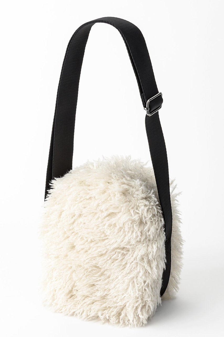 【マールマール/MARLMARL】の【MATO by MARLMARL】HONEYCOMB BAG SHAGGY 人気、トレンドファッション・服の通販 founy(ファニー) 　ファッション　Fashion　レディースファッション　Fashion for Women　ショルダー　Shoulder, Shoulder Strap　スマート　Smart, Elegant　ハンカチ　Handkerchief, Hanky　フェイクファー　Faux Fur, Imitation Fur　ポケット　Pocket, Pocket Detail　マグネット　Magnet, Magnetic Closure　メッシュ　Mesh, Net Fabric　ユニセックス　Unisex, Genderless　ワーク　Workwear, Utility Style　おすすめ　Recommended / Our Picks　新作・新入荷　New Arrivals / New In　other-3|ID: prp329100004747109 ipo3291000000034321471