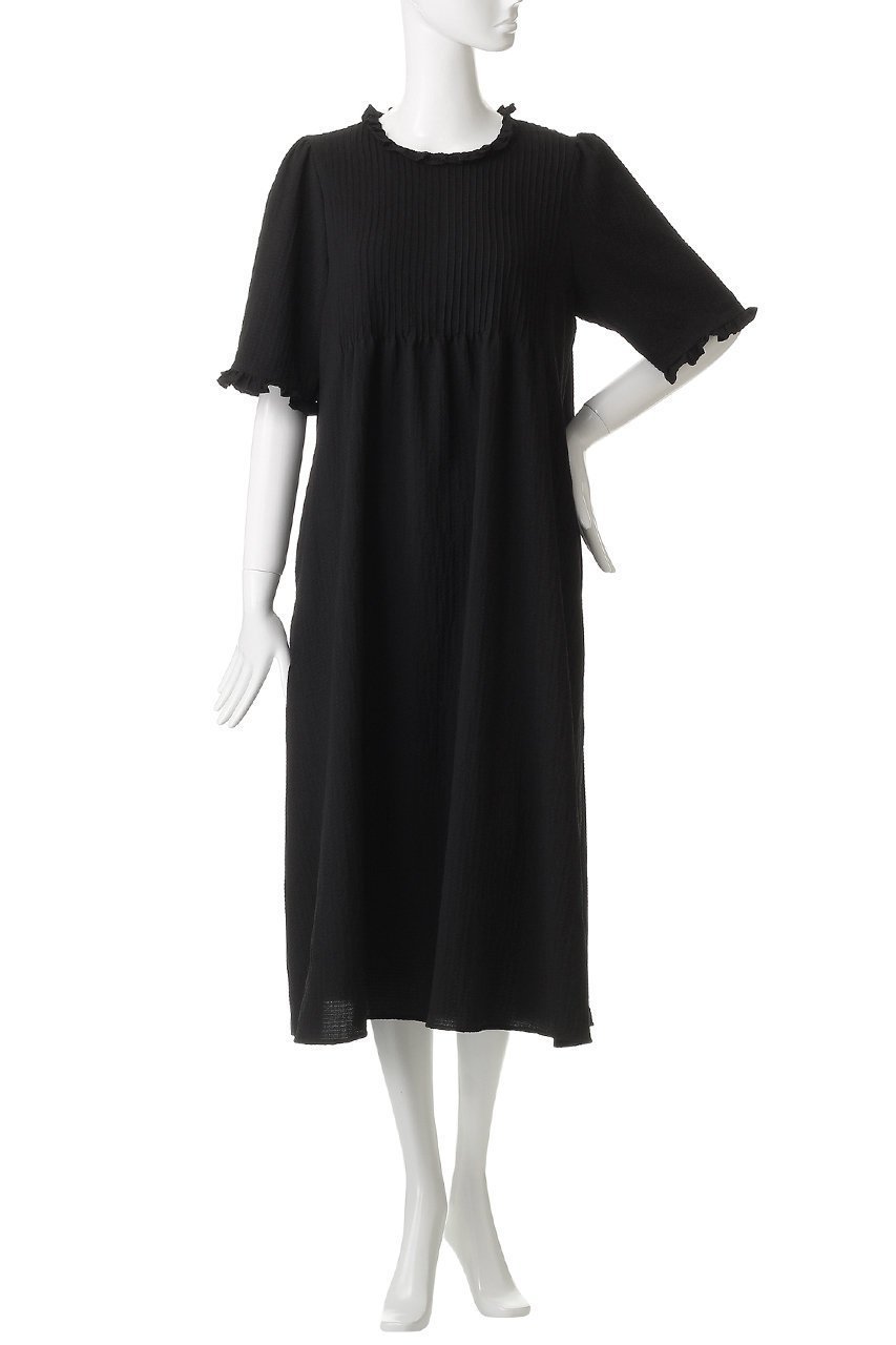 【ビリティス ディセッタン/Bilitis dix-sept ans】のピンタックブラックドレス 人気、トレンドファッション・服の通販 founy(ファニー) 　ファッション　Fashion　レディースファッション　Fashion for Women　ワンピース　Dresses　フォーマル・パーティードレス・結婚式用ドレス　Elegant & Casual Dresses　チュニック　Tunic Tops & Dresses　シューズ　Shoes, Footwear　スニーカー　Sneakers, Trainers　チュニック　Tunic, Long Top　ドレス　Dress, One-Piece　パーティ　Party, Party Style　フォーマル　Formal, Dressy　フラット　Flat, Flat Shoes　フリル　Frill, Ruffle　エレガント 上品　Elegant　新作・新入荷　New Arrivals / New In　結婚式　Wedding　other-2|ID: prp329100004748416 ipo3291000000034335265