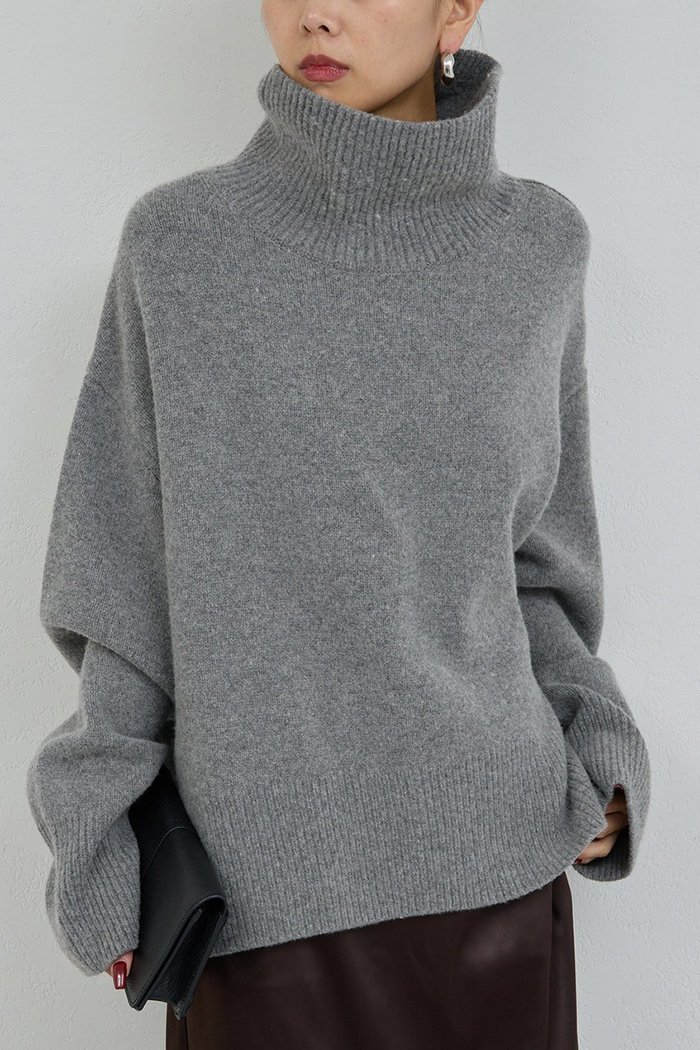 【ガリャルダガランテ/GALLARDAGALANTE】のウールタートルプルオーバー インテリア・キッズ・メンズ・レディースファッション・服の通販 founy(ファニー) https://founy.com/ ファッション Fashion レディースファッション Fashion for Women トップス・カットソー Cut & Sew Tops ニット Knit Tops & Sweaters カジュアルプルオーバー・ニットトップス Pullovers & Knit Tops / Casual Pullovers おすすめ Recommended / Our Picks インナー Innerwear スリット Slit, Slit Detail タートル Turtleneck, Turtle Collar |ID: prp329100004748429 ipo3291000000036129350