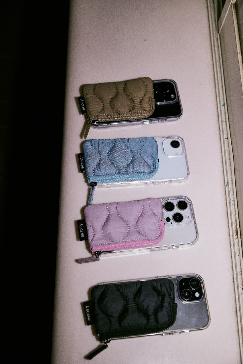 【エーシーン/A SCENE】のiPhone15/15Pro Quilt clear case 人気、トレンドファッション・服の通販 founy(ファニー) 　ファッション　Fashion　レディースファッション　Fashion for Women　iPhone アイフォーン　iPhone　おすすめ　Recommended / Our Picks　キルティング　Quilted, Quilting　チャーム　Charm, Pendant　ポケット　Pocket, Pocket Detail　ミックス　Mix, Mixed Style　A/W・秋冬　Autumn/Winter　other-7|ID: prp329100004748488 ipo3291000000035275283