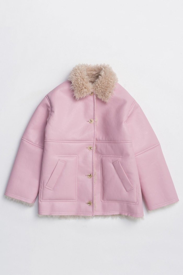 【メゾンスペシャル/MAISON SPECIAL】のReversible Mouton Coat/リバーシブルムートンコート インテリア・キッズ・メンズ・レディースファッション・服の通販 founy(ファニー) https://founy.com/ ファッション Fashion レディースファッション Fashion for Women アウター Coat / Outerwear Collection コート・ロングコート・ピーコート Long Coats, Peacoats & More インナー Innerwear ウォーム Warm Fabric 今季 This Season, Current Season 定番 Standard, Basic Item 人気 Popular, Best Seller フェイクファー Faux Fur, Imitation Fur フェイクレザー Faux Leather, PU Leather フェミニン Feminine, Girly 防寒 Cold Protection, Winter-Ready ミックス Mix, Mixed Style ムートン Shearling, Mouton ロング Long, Long-Length 冬 Winter / This Winter 新作・新入荷 New Arrivals / New In |ID: prp329100004748559 ipo3291000000034337184