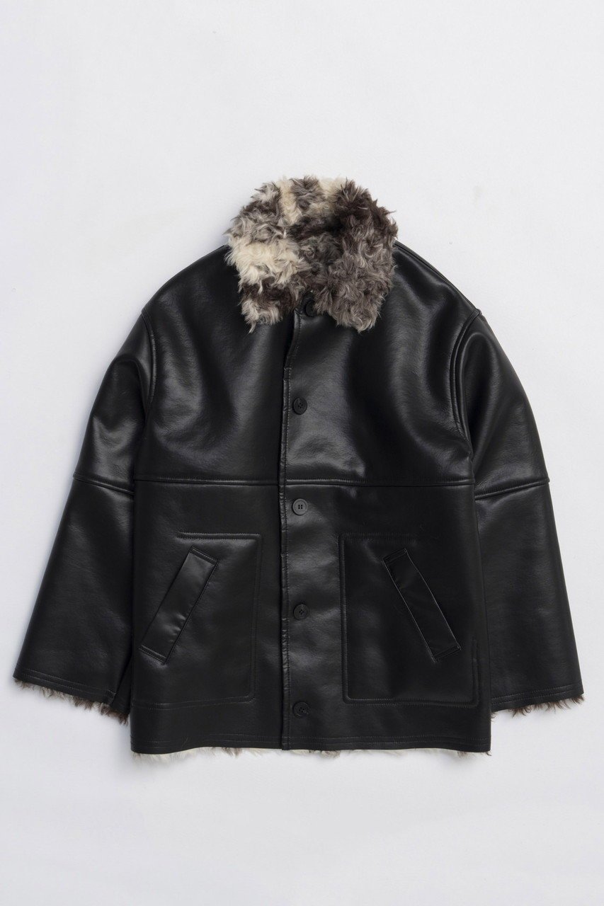 【メゾンスペシャル/MAISON SPECIAL】のReversible Mouton Coat/リバーシブルムートンコート インテリア・キッズ・メンズ・レディースファッション・服の通販 founy(ファニー)  ファッション Fashion レディースファッション Fashion for Women アウター Coat / Outerwear Collection コート・ロングコート・ピーコート Long Coats, Peacoats & More インナー Innerwear ウォーム Warm Fabric 今季 This Season, Current Season 定番 Standard, Basic Item 人気 Popular, Best Seller フェイクファー Faux Fur, Imitation Fur フェイクレザー Faux Leather, PU Leather フェミニン Feminine, Girly 防寒 Cold Protection, Winter-Ready ミックス Mix, Mixed Style ムートン Shearling, Mouton ロング Long, Long-Length 冬 Winter / This Winter 新作・新入荷 New Arrivals / New In BLK(ブラック)|ID: prp329100004748559 ipo3291000000034337186