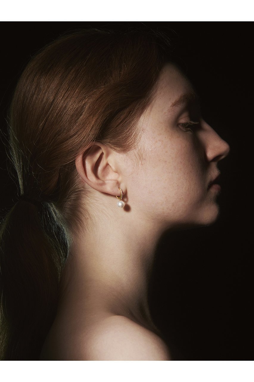 【ルボンボン/les bonbon】のhalf eternity pearl ピアス 人気、トレンドファッション・服の通販 founy(ファニー) 　ファッション　Fashion　レディースファッション　Fashion for Women　ジュエリー　Jewelry　ファッションリング　Fashion Rings　イヤリング・フープ・ドロップタイプ　Hoop, Drop & Clip Earrings　イヤリング　Earrings　ダイヤモンド　Diamond, Brilliant Cut　パール　Pearl, Pearl Accent　フープ　Hoop, Hoop Earrings　エレガント 上品　Elegant　other-2|ID: prp329100004750002 ipo3291000000034346042