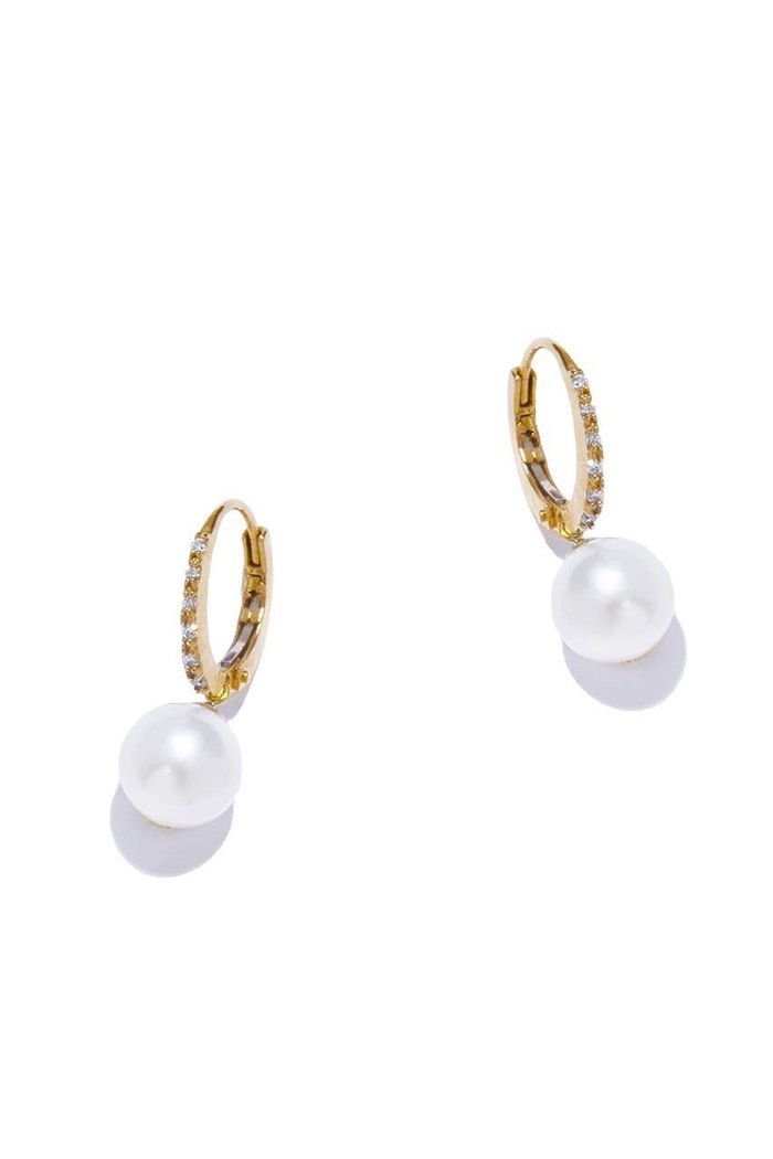 【ルボンボン/les bonbon】のhalf eternity pearl ピアス インテリア・キッズ・メンズ・レディースファッション・服の通販 founy(ファニー) https://founy.com/ ファッション Fashion レディースファッション Fashion for Women ジュエリー Jewelry ファッションリング Fashion Rings イヤリング・フープ・ドロップタイプ Hoop, Drop & Clip Earrings イヤリング Earrings ダイヤモンド Diamond, Brilliant Cut パール Pearl, Pearl Accent フープ Hoop, Hoop Earrings エレガント 上品 Elegant |ID: prp329100004750002 ipo3291000000035564730