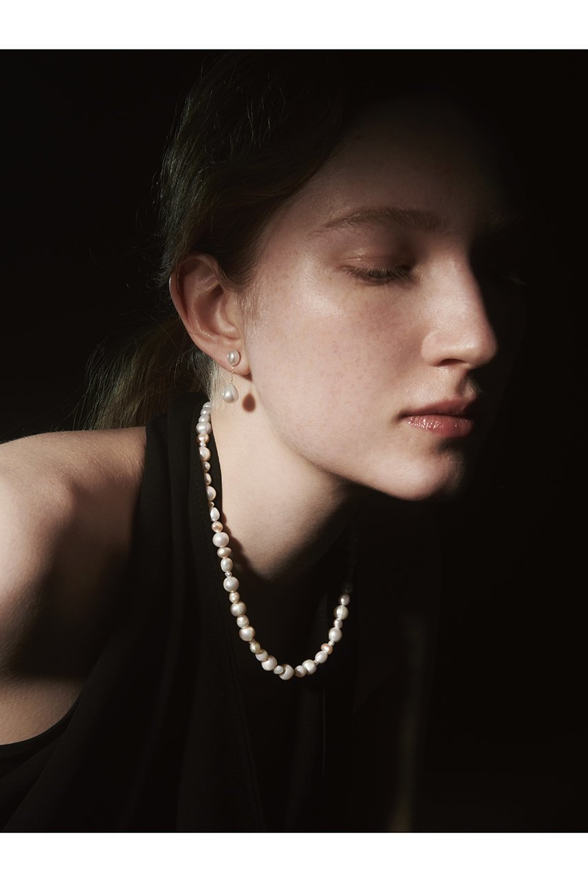 【ルボンボン/les bonbon】のorganic double pearl ピアス 人気、トレンドファッション・服の通販 founy(ファニー) ファッション Fashion レディースファッション Fashion for Women ジュエリー Jewelry ファッションリング Fashion Rings イヤリング・フープ・ドロップタイプ Hoop, Drop & Clip Earrings イヤリング Earrings エレガント 上品 Elegant シンプル Simple, Minimal チェーン Chain, Chain Strap パール Pearl, Pearl Accent 新作・新入荷 New Arrivals / New In other-2|ID: prp329100004750020 ipo3291000000034346138