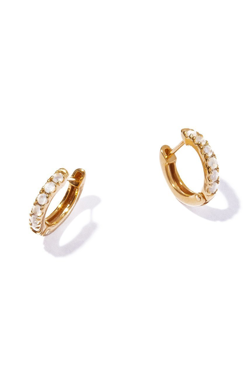 【ルボンボン/les bonbon】のembrace moonstone ピアス 人気、トレンドファッション・服の通販 founy(ファニー)  ファッション Fashion レディースファッション Fashion for Women ジュエリー Jewelry ファッションリング Fashion Rings イヤリング・フープ・ドロップタイプ Hoop, Drop & Clip Earrings イヤリング Earrings ストーン Stone, Gem-Like バランス Balance, Style Balance フープ Hoop, Hoop Earrings エレガント 上品 Elegant 再入荷 Restock / Back in Stock  other-1|ID: prp329100004750053 ipo3291000000034346339