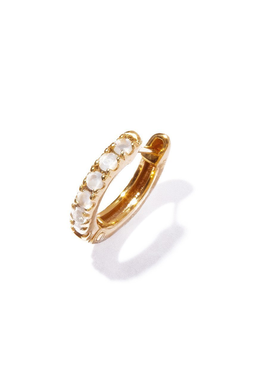 【ルボンボン/les bonbon】のembrace moonstone ピアス 人気、トレンドファッション・服の通販 founy(ファニー) 　ファッション　Fashion　レディースファッション　Fashion for Women　ジュエリー　Jewelry　ファッションリング　Fashion Rings　イヤリング・フープ・ドロップタイプ　Hoop, Drop & Clip Earrings　イヤリング　Earrings　ストーン　Stone, Gem-Like　バランス　Balance, Style Balance　フープ　Hoop, Hoop Earrings　エレガント 上品　Elegant　other-5|ID: prp329100004750053 ipo3291000000036183925