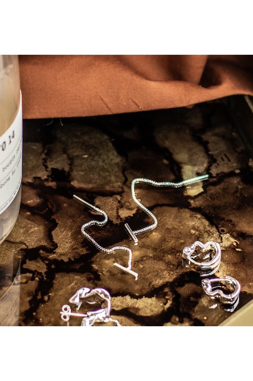 【デイジー ロンドン/DAISY LONDON】のEstee Lalonde T Bar Box Chain ピアス 人気、トレンドファッション・服の通販 founy(ファニー) 　ファッション　Fashion　レディースファッション　Fashion for Women　ジュエリー　Jewelry　ファッションリング　Fashion Rings　イヤリング・フープ・ドロップタイプ　Hoop, Drop & Clip Earrings　イヤリング　Earrings　シルバー　Silver, Metallic Silver　シンプル　Simple, Minimal　チェーン　Chain, Chain Strap　モダン　Modern, Contemporary　other-6|ID: prp329100004750093 ipo3291000000034376913