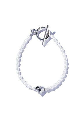 【クイップ クエイント/quip queint】のnoan pearl ブレスレット 人気、トレンドファッション・服の通販 founy(ファニー) ファッション Fashion レディースファッション Fashion for Women ジュエリー Jewelry チェーン&カフブレスレット Cuff & Chain Bracelets バングル・カフブレスレット Bangles & Cuff Bracelets シルバー Silver, Metallic Silver ジャケット Jacket, Outerwear デニム Denim, Jeans Material パール Pearl, Pearl Accent フェミニン Feminine, Girly ブレスレット Bracelet, Wristband モダン Modern, Contemporary モノトーン Monotone, Black and White 新作・新入荷 New Arrivals / New In |ID:prp329100004750103