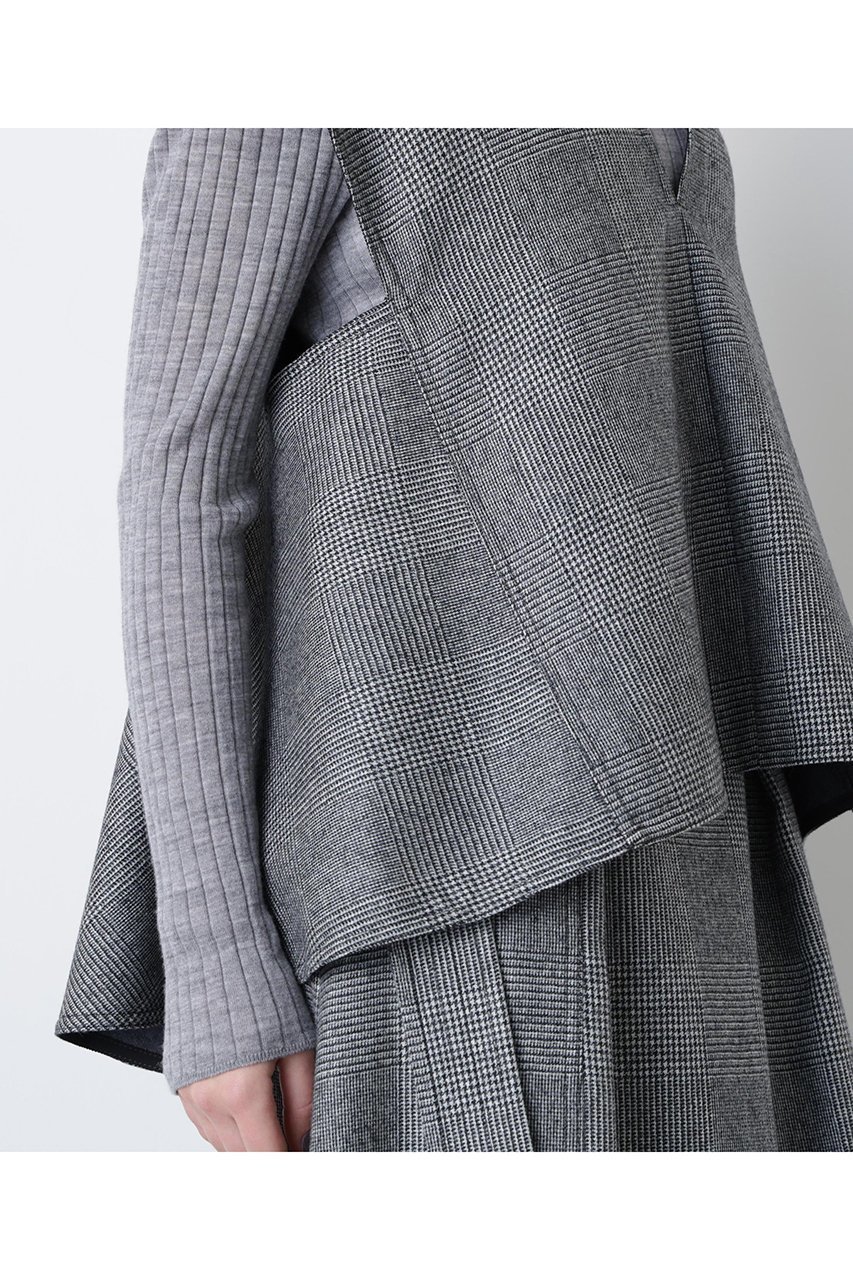 【ヒューエルミュージアム/hueLe Museum】の【STUMBLY】Back Peplum Gilet BL 人気、トレンドファッション・服の通販 founy(ファニー)  ファッション Fashion レディースファッション Fashion for Women アウター Coat / Outerwear Collection トップス・カットソー Cut & Sew Tops キャミソール&ノースリーブ Camisoles & Sleeveless Tops シャツ・ブラウス・オフィスカジュアル Elegant Blouses & Button-Ups ベスト&ジレ / 重ね着スタイル Vests & Gilets なめらか Smooth, Silky Texture ノースリーブ Sleeveless, No-Sleeve フロント Front, Front Design ペプラム Peplum, Flared Hem 新作・新入荷 New Arrivals / New In other-8|ID: prp329100004750130 ipo3291000000034346661