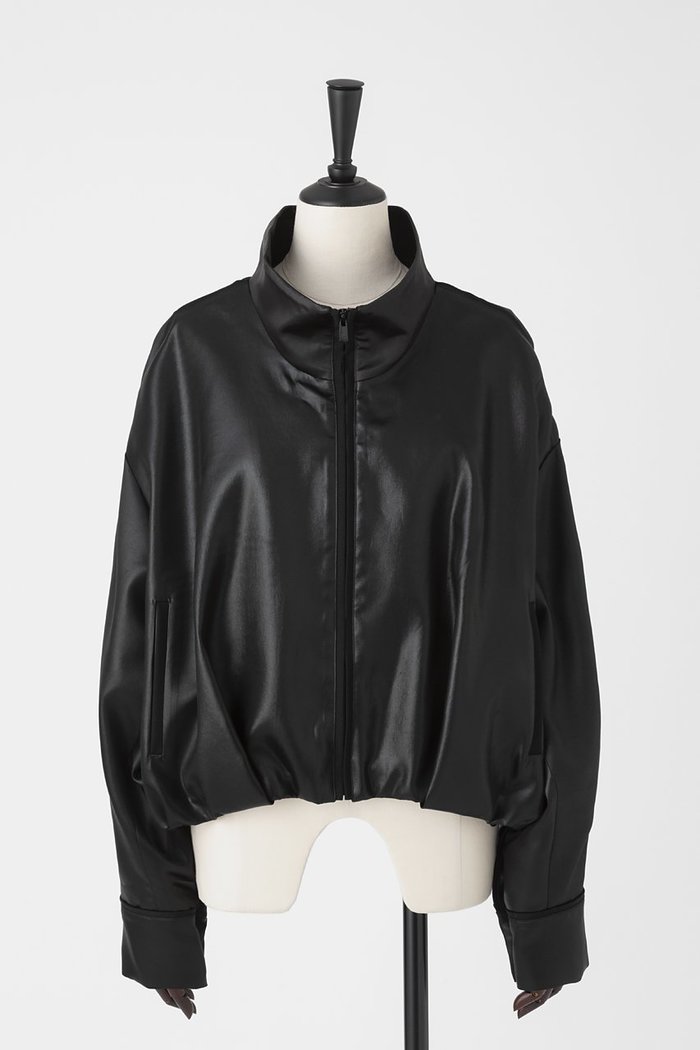 【オーヴィル/EAUVIRE】のグロッシーサテンブルゾン インテリア・キッズ・メンズ・レディースファッション・服の通販 founy(ファニー) https://founy.com/ ファッション Fashion レディースファッション Fashion for Women アウター Coat / Outerwear Collection レディースジャケット・軽アウター Jackets ブルゾンジャケット・スポーティアウター Blouson Jackets サテン Satin, Glossy Fabric ジャケット Jacket, Outerwear ストレッチ Stretch, Stretchy Fabric タンブラー Tumbler, Travel Mug ハイネック High Neck, Mock Neck バランス Balance, Style Balance パイピング Piping, Trim Design ブルゾン Blouson, Bomber Jacket ボトム Bottoms, Lower Wear 日本製 Made In Japan |ID: prp329100004750183 ipo3291000000035667555