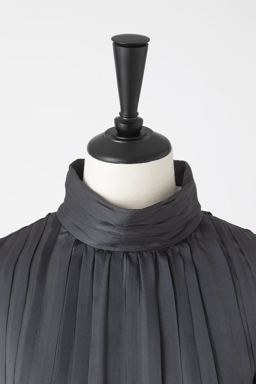 【オーヴィル/EAUVIRE】のランダムタックブラウス 人気、トレンドファッション・服の通販 founy(ファニー) 　ファッション　Fashion　レディースファッション　Fashion for Women　トップス・カットソー　Cut & Sew Tops　シャツ・ブラウス・オフィスカジュアル　Elegant Blouses & Button-Ups　クラシカル　Classical, Vintage-Inspired　サテン　Satin, Glossy Fabric　シフォン　Chiffon, Lightweight Fabric　シルク　Silk, 100% Silk　スリーブ　Sleeve, Long Sleeve / Short Sleeve　ハイネック　High Neck, Mock Neck　フレア　Flare, Flared　ランダム　Random, Irregular　ロング　Long, Long-Length　エレガント 上品　Elegant　新作・新入荷　New Arrivals / New In　日本製　Made In Japan　other-4|ID: prp329100004750188 ipo3291000000034347164