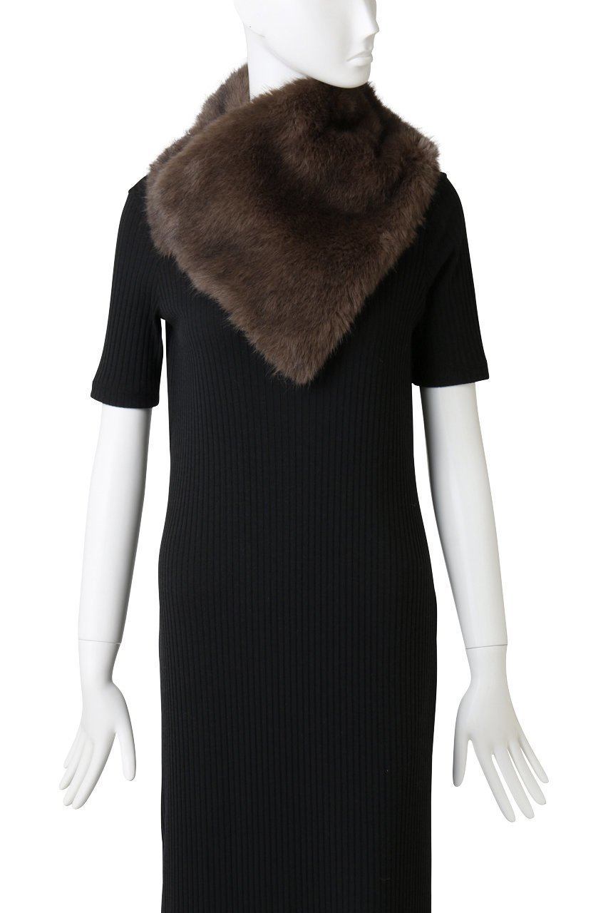 【スロウ/THROW】のLAUREN フェイクファーショール 人気、トレンドファッション・服の通販 founy(ファニー) ファッション Fashion レディースファッション Fashion for Women ストール Soft & Warm Scarves マフラー・スヌード / 冬小物の定番 Scarves & Mufflers ショール Shawl, Wrap シンプル Simple, Minimal ストール Stole, Wrap トレンド Trend, Trending Now フェイクファー Faux Fur, Imitation Fur ベーシック Basic, Essential マフラー Scarf, Muffler リュクス Luxury, Elegant, High-End, Chic 防寒 Cold Protection, Winter-Ready other-2|ID: prp329100004750197 ipo3291000000034347231