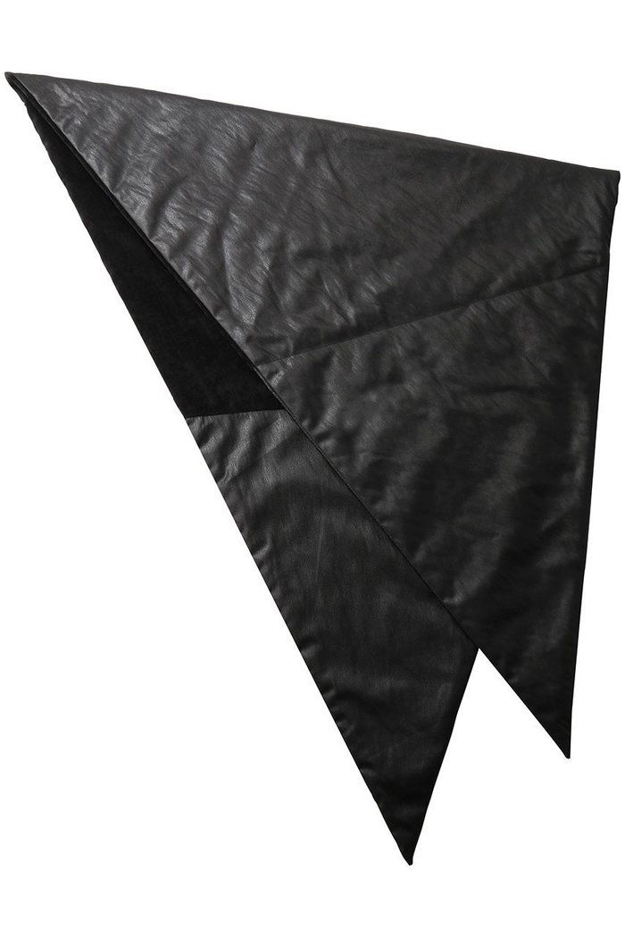 【キジマ タカユキ/KIJIMA TAKAYUKI】のレザーライクタフタパデッドスカーフ インテリア・キッズ・メンズ・レディースファッション・服の通販 founy(ファニー) https://founy.com/ ファッション Fashion レディースファッション Fashion for Women ストール Soft & Warm Scarves マフラー・スヌード / 冬小物の定番 Scarves & Mufflers スカーフ Scarf, Neckwear ストール Stole, Wrap なめらか Smooth, Silky Texture 防寒 Cold Protection, Winter-Ready マフラー Scarf, Muffler |ID: prp329100004750200 ipo3291000000035565348