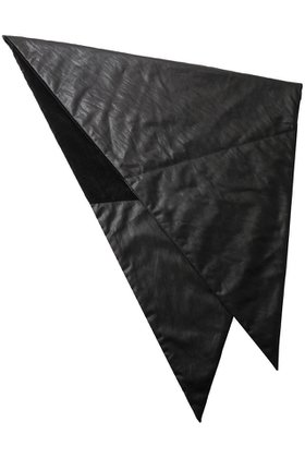 【キジマ タカユキ/KIJIMA TAKAYUKI】のレザーライクタフタパデッドスカーフ 人気、トレンドファッション・服の通販 founy(ファニー) ファッション Fashion レディースファッション Fashion for Women ストール Soft & Warm Scarves マフラー・スヌード / 冬小物の定番 Scarves & Mufflers スカーフ Scarf, Neckwear ストール Stole, Wrap なめらか Smooth, Silky Texture 防寒 Cold Protection, Winter-Ready マフラー Scarf, Muffler |ID:prp329100004750200