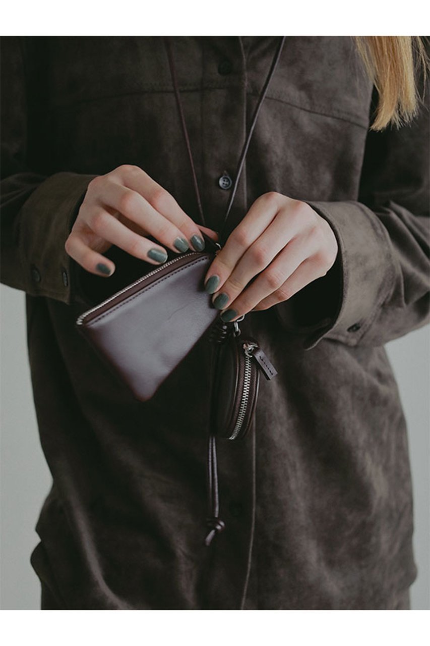 【エトレトウキョウ/ETRE TOKYO】のレザーコードマルチポーチ 人気、トレンドファッション・服の通販 founy(ファニー)  ファッション Fashion レディースファッション Fashion for Women ポーチ&ミニバッグ Pouches & Mini Bags なめらか Smooth, Silky Texture アクセサリー Fashion Accessories サークル Circle, Round Design シンプル Simple, Minimal バランス Balance, Style Balance ポーチ Pouch, Small Case エレガント 上品 Elegant 台形 A-Line, Trapezoid Shape 新作・新入荷 New Arrivals / New In other-3|ID: prp329100004750204 ipo3291000000034347284