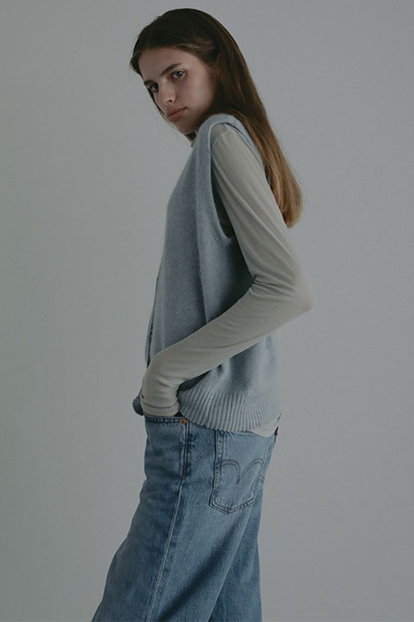 【エトレトウキョウ/ETRE TOKYO】のバーサタイルハイネックシアーロンTee 人気、トレンドファッション・服の通販 founy(ファニー) ファッション Fashion レディースファッション Fashion for Women トップス・カットソー Cut & Sew Tops シャツ・ブラウス・オフィスカジュアル Elegant Blouses & Button-Ups ロングTシャツ・Tシャツ Longline T-Shirts & Tees カットソー・ベーシックTシャツ Cut-and-Sewn Tops / Stretch Tees & Basics インナー Innerwear コンパクト Compact, Small Size スリーブ Sleeve, Long Sleeve / Short Sleeve ハイネック High Neck, Mock Neck フィット Fit, Slim Fit ロング Long, Long-Length エレガント 上品 Elegant A/W・秋冬 Autumn/Winter other-4|ID: prp329100004750205 ipo3291000000034853851