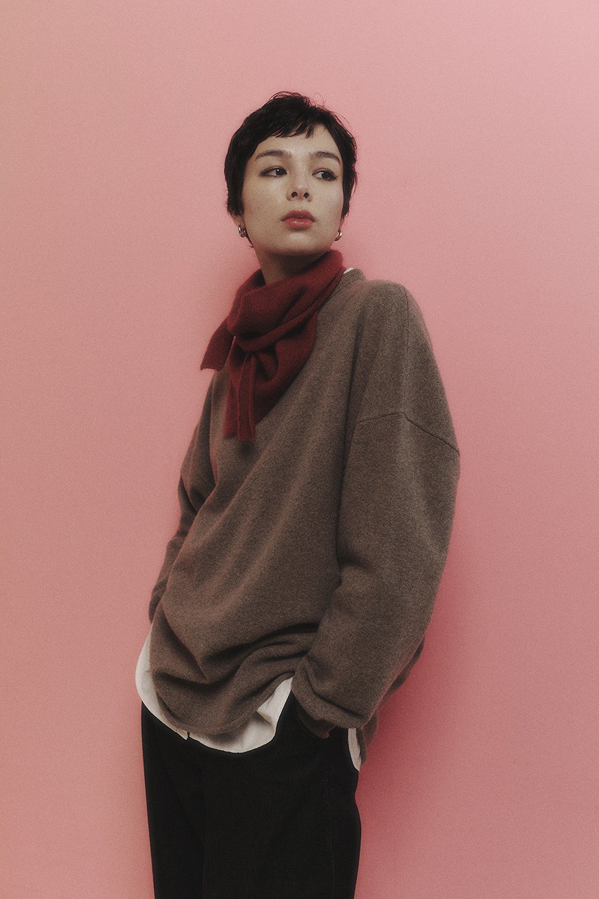 【スロウ/THROW】のNOAH トライアングルスカーフ 人気、トレンドファッション・服の通販 founy(ファニー) 　ファッション　Fashion　レディースファッション　Fashion for Women　ストール　Soft & Warm Scarves　マフラー・スヌード / 冬小物の定番　Scarves & Mufflers　シンプル　Simple, Minimal　スカーフ　Scarf, Neckwear　ストール　Stole, Wrap　トライアングル　Triangle, Triangular Shape　トレンド　Trend, Trending Now　フォックス　Fox, Fox Fur　マフラー　Scarf, Muffler　エレガント 上品　Elegant　other-2|ID: prp329100004752815 ipo3291000000035717036