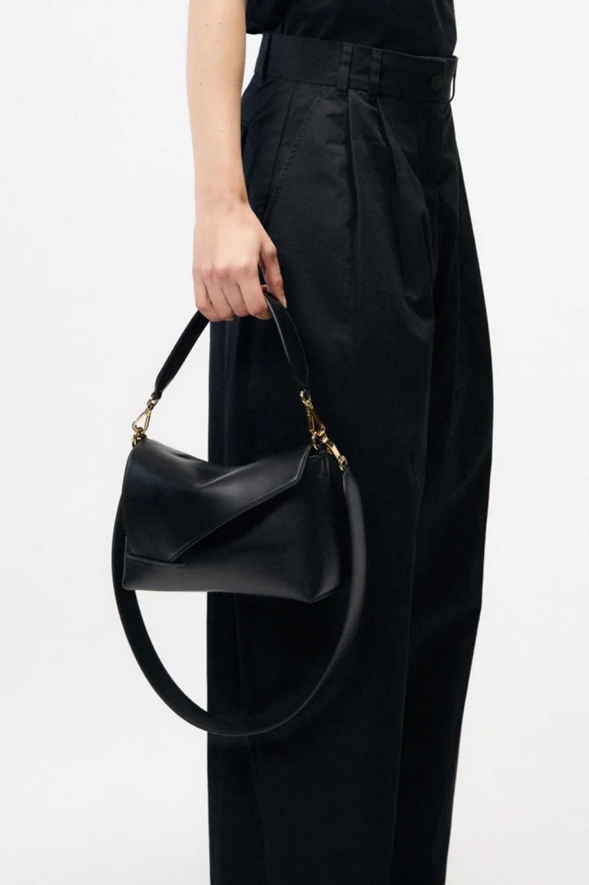 【ワンドラー/WANDLER】のOscar Baguette Crossbody 人気、トレンドファッション・服の通販 founy(ファニー)  ファッション Fashion レディースファッション Fashion for Women バッグ Bags コンパクト Compact, Small Size ショルダー Shoulder, Shoulder Strap スマート Smart, Elegant フラップ Flap, Flap Pocket モダン Modern, Contemporary ラップ Wrap, Wrap Design エレガント 上品 Elegant 新作・新入荷 New Arrivals / New In other-2|ID: prp329100004752823 ipo3291000000034375867