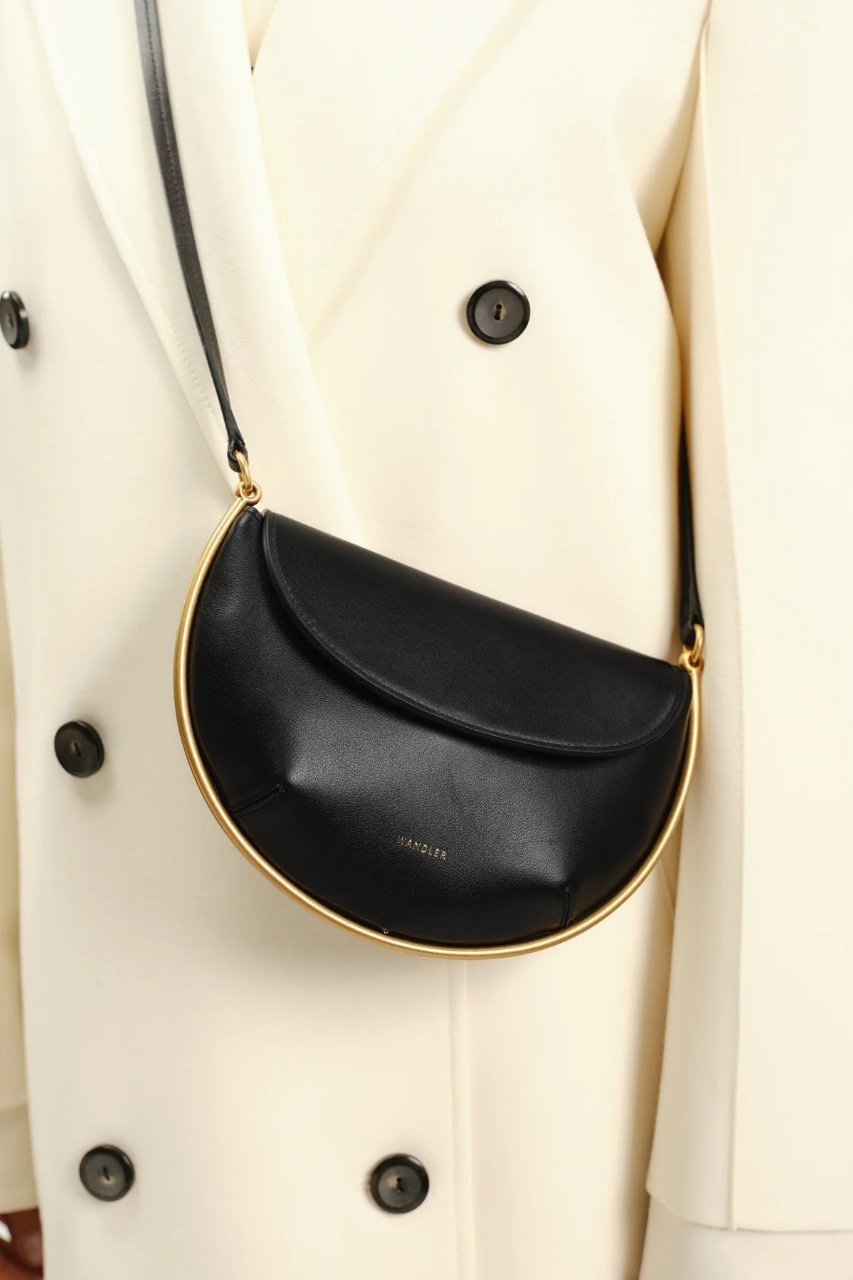【ワンドラー/WANDLER】のKate Mini Crossbody 人気、トレンドファッション・服の通販 founy(ファニー)  ファッション Fashion レディースファッション Fashion for Women バッグ Bags エレガント 上品 Elegant コンパクト Compact, Small Size ショルダー Shoulder, Shoulder Strap スマート Smart, Elegant フレーム Frame, Outline ポケット Pocket, Pocket Detail ポシェット Pochette, Mini Bag マグネット Magnet, Magnetic Closure ラップ Wrap, Wrap Design ロング Long, Long-Length 新作・新入荷 New Arrivals / New In other-2|ID: prp329100004752824 ipo3291000000034375874