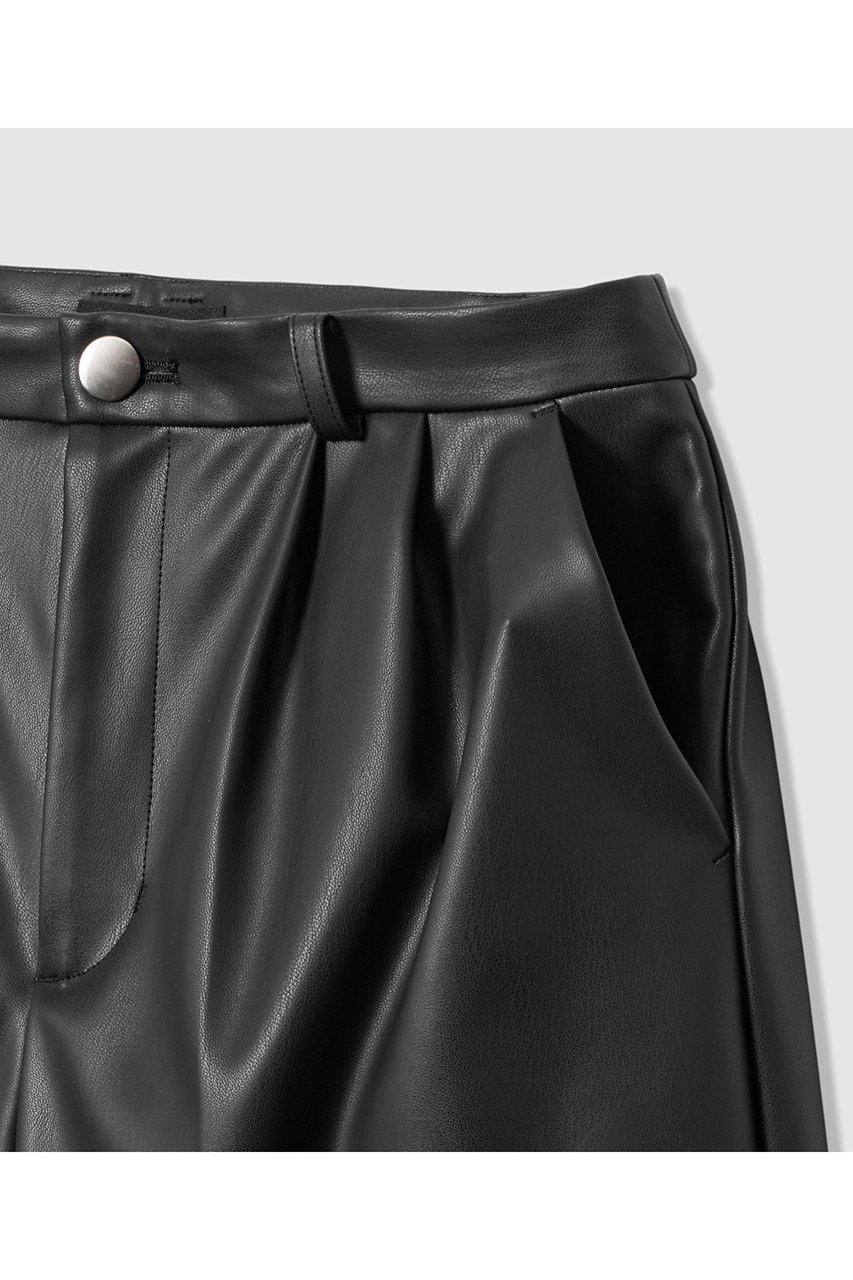 【アルアバイル/allureville】のフェイクレザーバミューダパンツ 人気、トレンドファッション・服の通販 founy(ファニー) 　ファッション　Fashion　レディースファッション　Fashion for Women　パンツ　Pants & Trousers　ショートパンツ・ハーフパンツ　High-Waisted & Relaxed Shorts　ショート　Short, Short Length　ハーフ　Half, Half-Length　バランス　Balance, Style Balance　フェイクレザー　Faux Leather, PU Leather　新作・新入荷　New Arrivals / New In　other-3|ID: prp329100004752845 ipo3291000000034376045