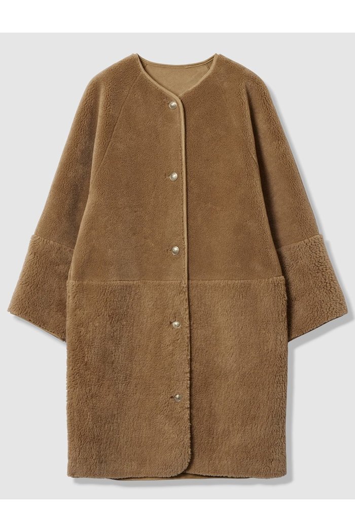 【アルアバイル/allureville】のツーブロッキングボアコート インテリア・キッズ・メンズ・レディースファッション・服の通販 founy(ファニー) https://founy.com/ ファッション Fashion レディースファッション Fashion for Women アウター Coat / Outerwear Collection コート・ロングコート・ピーコート Long Coats, Peacoats & More おすすめ Recommended / Our Picks ブロッキング Color Blocking, Panel Design リラックス Relax, Relaxed Fit ロング Long, Long-Length エレガント 上品 Elegant |ID: prp329100004752846 ipo3291000000034376052