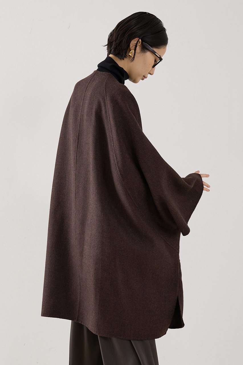 【ザ ストア バイ シー/THE STORE by C】の【V】【COCUCA】リバーカラーケープ 人気、トレンドファッション・服の通販 founy(ファニー) 　ファッション　Fashion　レディースファッション　Fashion for Women　アウター　Coat / Outerwear Collection　コート・ロングコート・ピーコート　Long Coats, Peacoats & More　クラシック　Classic, Timeless Style　スリット　Slit, Slit Detail　メタル　Metal, Metal Parts　ロング　Long, Long-Length　別注　Limited Edition, Custom Order　other-3|ID: prp329100004752920 ipo3291000000035803979