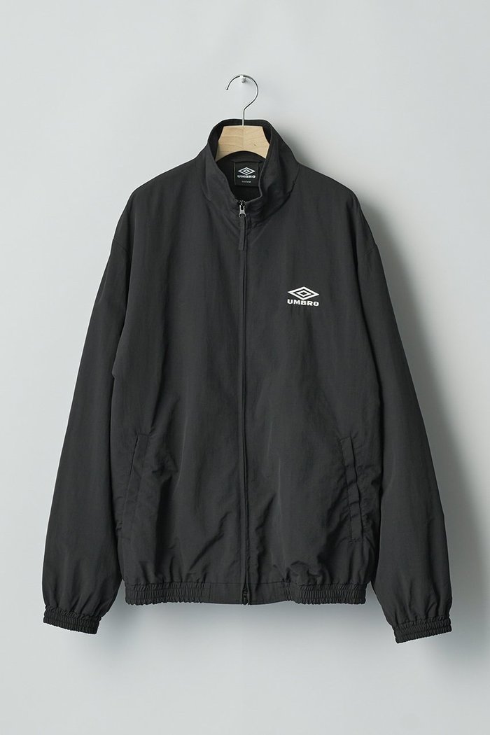 【シュタイン/ssstein / MEN】の【11/1 12:00販売開始】【MEN】【ssstein × UMBRO】CO/NY POPLIN TRACK JACKET インテリア・キッズ・メンズ・レディースファッション・服の通販 founy(ファニー) https://founy.com/ ファッション Fashion メンズファッション Fashion for Men コレクション Collection, Seasonal Line サッカー Seersucker, Summer Fabric ジャケット Jacket, Outerwear ブルゾン Blouson, Bomber Jacket 新作・新入荷 New Arrivals / New In |ID: prp329100004752951 ipo3291000000034376868
