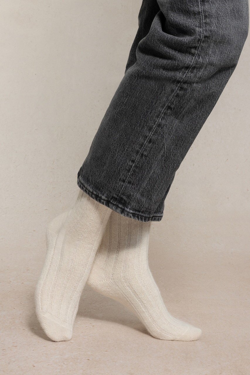 【ブルーフォレ/BLEUFORET】の6570 リブウールソックス ベージュ 人気、トレンドファッション・服の通販 founy(ファニー) 　ファッション　Fashion　レディースファッション　Fashion for Women　ソックス&靴下　Socks & Hosiery　レッグウェア・ストッキング　Legwear & Hosiery　エレガント 上品　Elegant　シューズ　Shoes, Footwear　シンプル　Simple, Minimal　ソックス　Socks, Hosiery　ベーシック　Basic, Essential　再入荷　Restock / Back in Stock　other-3|ID: prp329100004754028 ipo3291000000035708601