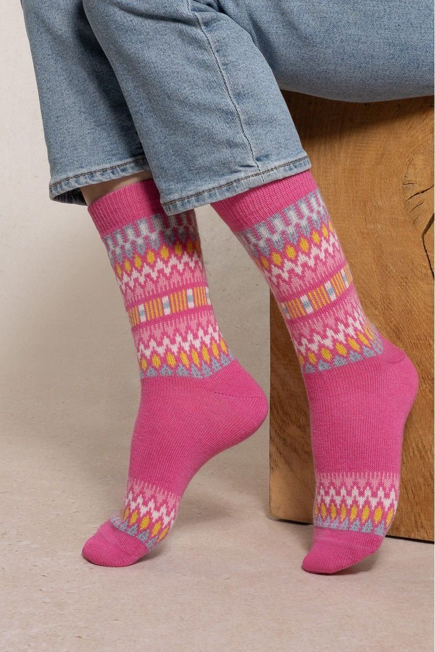 【ブルーフォレ/BLEUFORET】の6568 ノルディックウールカラーソックス インテリア・キッズ・メンズ・レディースファッション・服の通販 founy(ファニー) 　ファッション　Fashion　レディースファッション　Fashion for Women　ソックス&靴下　Socks & Hosiery　レッグウェア・ストッキング　Legwear & Hosiery　おすすめ　Recommended / Our Picks　ギフト プレゼント　Gift / Present　ソックス　Socks, Hosiery　モチーフ　Motif, Design Theme　冬　Winter / This Winter　ピンク|ID: prp329100004754030 ipo3291000000035359501