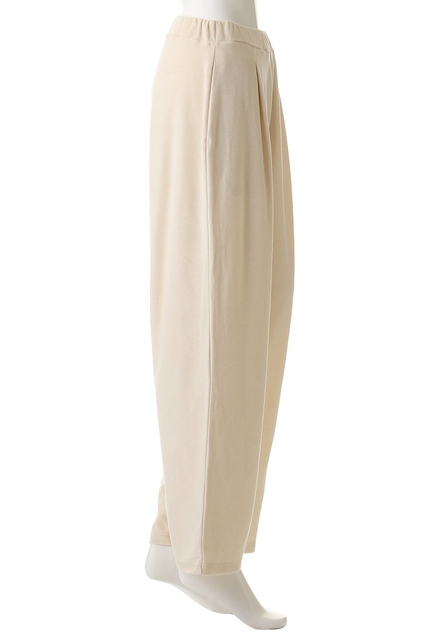 【プリスティン/PRISTINE】のベロアタックパンツ 人気、トレンドファッション・服の通販 founy(ファニー) 　ファッション　Fashion　レディースファッション　Fashion for Women　パンツ　Pants & Trousers　お家時間・ステイホーム　Stay Home / At Home　ストレート　Straight, Straight Cut　トレンド　Trend, Trending Now　フロント　Front, Front Design　ベロア　Velour, Soft Velvet　リラックス　Relax, Relaxed Fit　エレガント 上品　Elegant　新作・新入荷　New Arrivals / New In　旅行　Travel　other-3|ID: prp329100004755390 ipo3291000000034397134