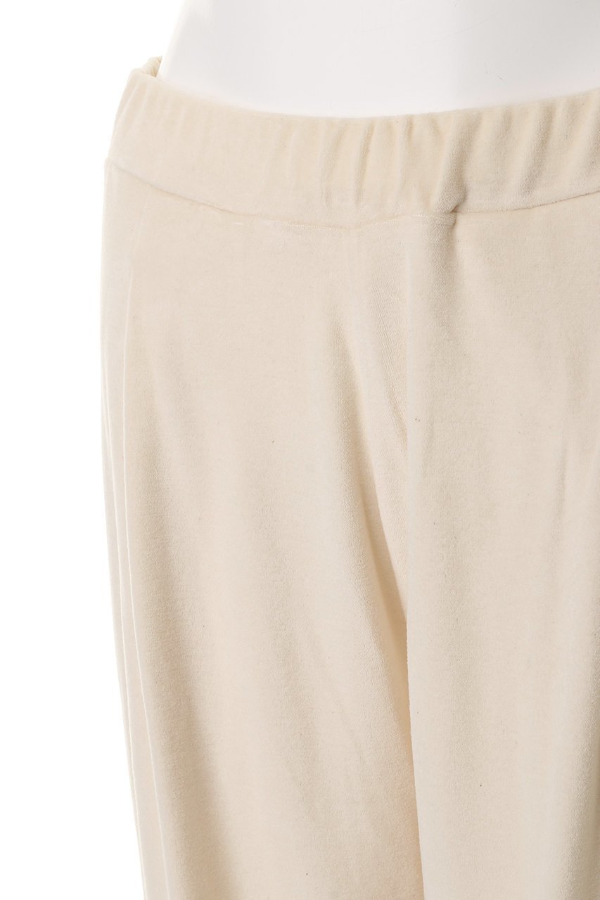 【プリスティン/PRISTINE】のベロアタックパンツ 人気、トレンドファッション・服の通販 founy(ファニー) 　ファッション　Fashion　レディースファッション　Fashion for Women　パンツ　Pants & Trousers　お家時間・ステイホーム　Stay Home / At Home　ストレート　Straight, Straight Cut　トレンド　Trend, Trending Now　フロント　Front, Front Design　ベロア　Velour, Soft Velvet　リラックス　Relax, Relaxed Fit　エレガント 上品　Elegant　新作・新入荷　New Arrivals / New In　旅行　Travel　other-5|ID: prp329100004755390 ipo3291000000034397137