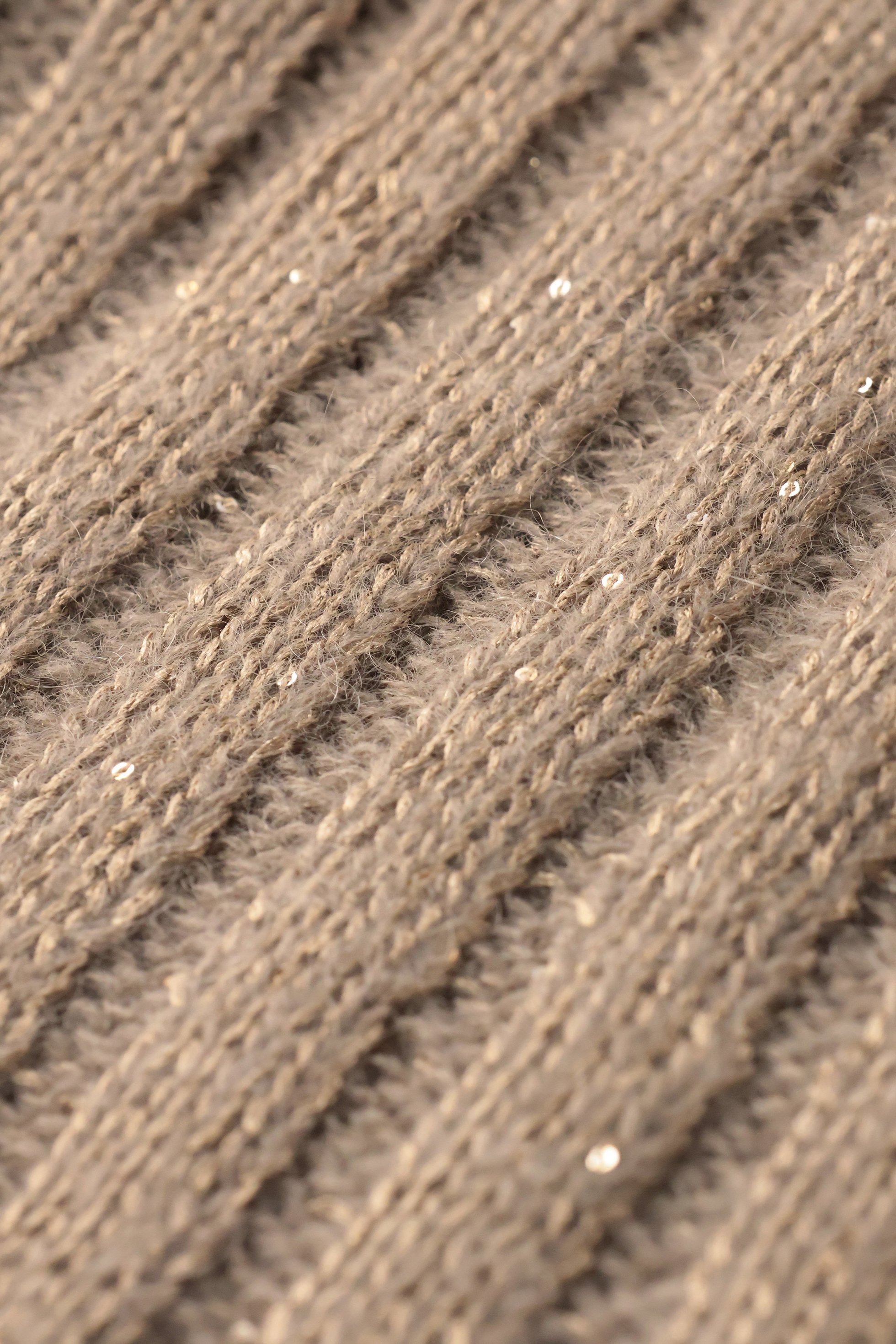 【エブール/ebure】の【11/7 0:00販売開始】モヘアスパンコール クルーネックリブニットプルオーバー 人気、トレンドファッション・服の通販 founy(ファニー)  ファッション Fashion レディースファッション Fashion for Women トップス・カットソー Cut & Sew Tops ニット Knit Tops & Sweaters カジュアルプルオーバー・ニットトップス Pullovers & Knit Tops / Casual Pullovers おすすめ Recommended / Our Picks スパンコール Sequins, Sequin Embellishment ワイド Wide, Wide Fit エレガント 上品 Elegant other-6|ID: prp329100004756492 ipo3291000000034408062