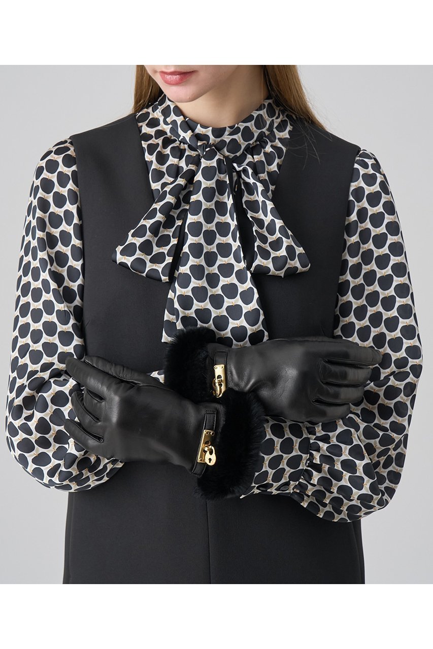 【アナイ/ANAYI】の【セットアップ対応商品】メーレプリントリボンタック ブラウス 人気、トレンドファッション・服の通販 founy(ファニー)  ファッション Fashion レディースファッション Fashion for Women トップス・カットソー Cut & Sew Tops シャツ・ブラウス・オフィスカジュアル Elegant Blouses & Button-Ups イタリア Italy カフス Cuff Design サテン Satin, Glossy Fabric スタンド Stand Collar, Upright Stand スリーブ Sleeve, Long Sleeve / Short Sleeve セットアップ Set-Up, Coordinated Outfit ドット Polka Dot, Dot Pattern プリント Print, Printed Pattern モチーフ Motif, Design Theme モノトーン Monotone, Black and White 無地 Plain, Solid Color リボン Ribbon, Bow ロング Long, Long-Length おすすめ Recommended / Our Picks 新作・新入荷 New Arrivals / New In other-8|ID: prp329100004756550 ipo3291000000034408552