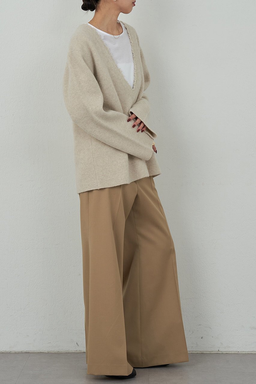 【ガリャルダガランテ/GALLARDAGALANTE】の【HERITANOVUM】Vチュニックニット 人気、トレンドファッション・服の通販 founy(ファニー)  ファッション Fashion レディースファッション Fashion for Women トップス・カットソー Cut & Sew Tops ニット Knit Tops & Sweaters カジュアルプルオーバー・ニットトップス Pullovers & Knit Tops / Casual Pullovers インナー Innerwear チュニック Tunic, Long Top デコルテ Décolleté, Neckline ベーシック Basic, Essential エレガント 上品 Elegant 新作・新入荷 New Arrivals / New In other-3|ID: prp329100004756639 ipo3291000000034409103