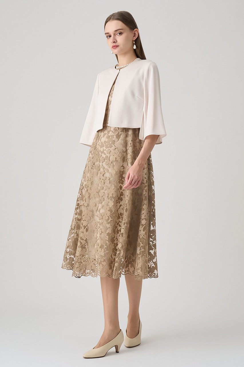 【アナイ/ANAYI】のトリアセサテンボレロジャケット 人気、トレンドファッション・服の通販 founy(ファニー) 　ファッション　Fashion　レディースファッション　Fashion for Women　アウター　Coat / Outerwear Collection　レディースジャケット・軽アウター　Jackets　ボレロ・ショート丈ジャケット / ドレス羽織りに　Boleros & Short Jackets　シンプル　Simple, Minimal　ジャケット　Jacket, Outerwear　スリット　Slit, Slit Detail　ボレロ　Bolero, Short Cardigan　エレガント 上品　Elegant　other-8|ID: prp329100004756647 ipo3291000000036890806