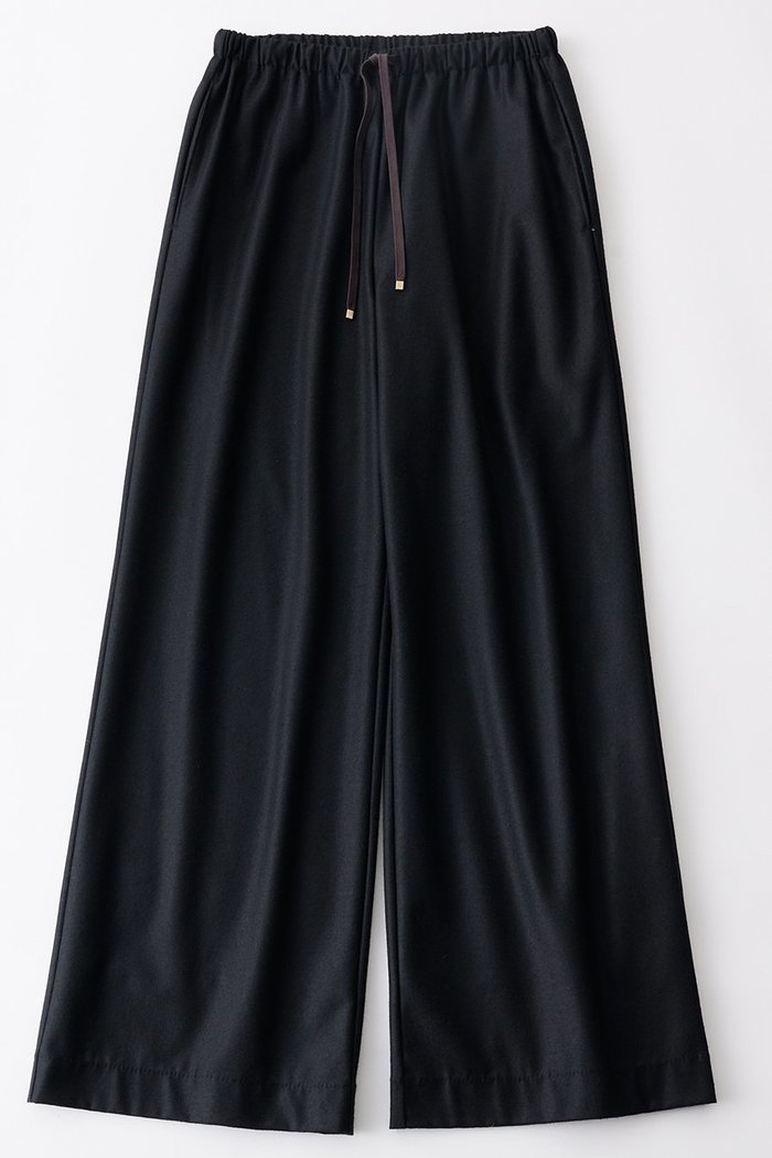 【グッド ピープル グッド ステッチング グッド プロダクト/GOOD PEOPLE GOOD STITCHING GOOD PRODUCT】のドローストリング パンツ インテリア・キッズ・メンズ・レディースファッション・服の通販 founy(ファニー) https://founy.com/ ファッション Fashion レディースファッション Fashion for Women パンツ Pants & Trousers エレガント 上品 Elegant ドレープ Drape, Draping Fabric ドローストリング Drawstring, Pull Cord リラックス Relax, Relaxed Fit |ID: prp329100004756676 ipo3291000000035513882